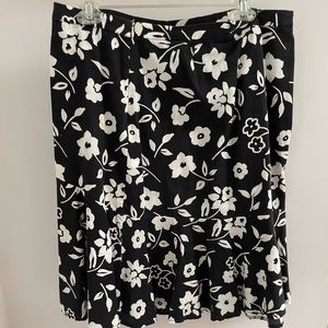 Women’s Floral A Lone Skirt